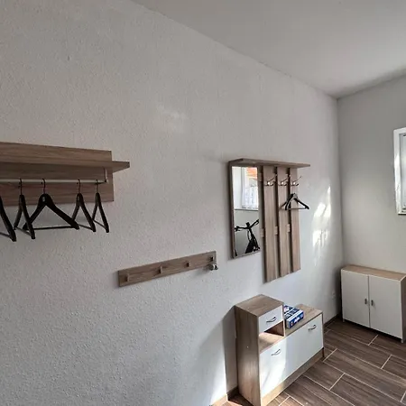 Ostersander - Zentral Gelegen Zwischen Ihlow, Timmeler Meer, Aurich Und Der Wassersportanlage In Tannenhausen Apartment *