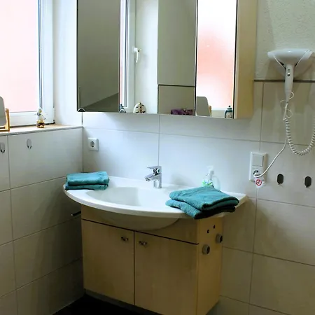 Apartment Ostersander - Zentral Gelegen Zwischen Ihlow, Timmeler Meer, Aurich Und Der Wassersportanlage In Tannenhausen